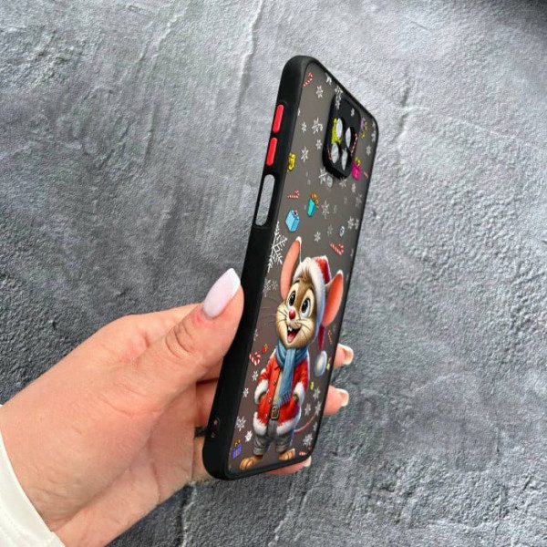 Чехол для Xiaomi Redmi Note 9s / Note 9 Pro / Note 9 Pro Max с защитой камеры новогодний мышонок в костюме санты