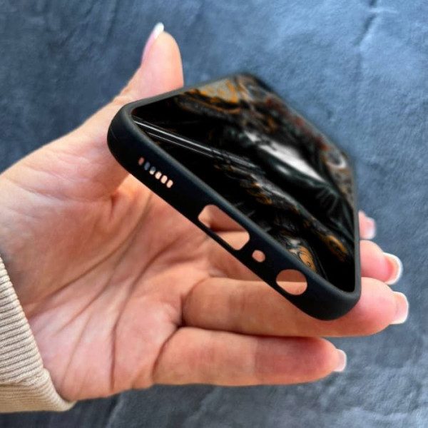 Чехол для Samsung Galaxy A05s с защитой камеры Черная королева