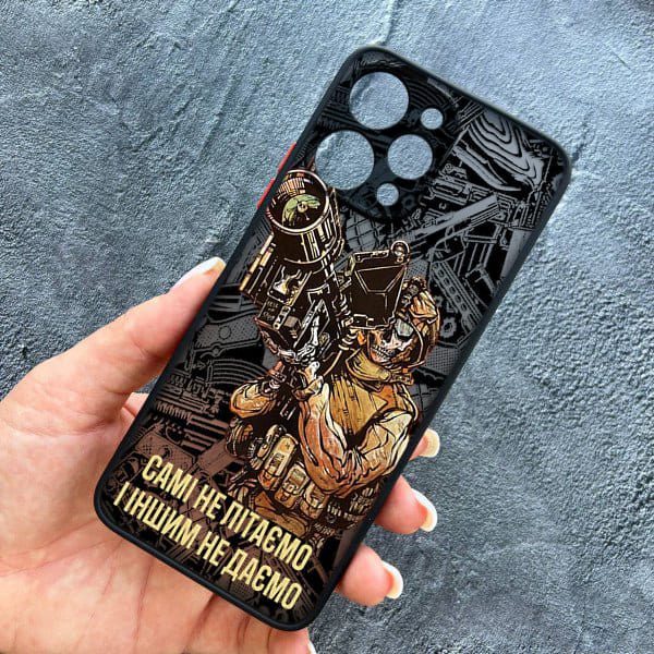 Чехол для Xiaomi Redmi 12 с защитой камеры Военный Стингер