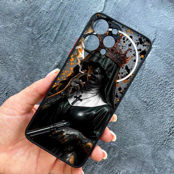 Чехол для Xiaomi Redmi 12 с защитой камеры Черная королева