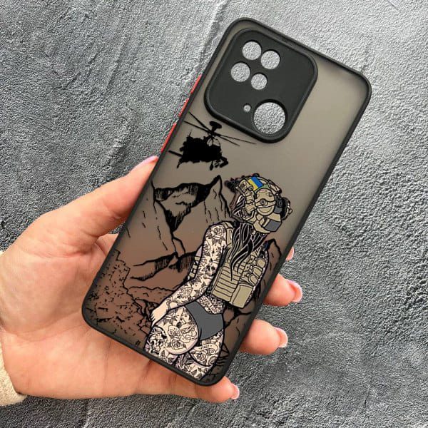 Чехол для Xiaomi Redmi 10C с защитой камеры военная девушка