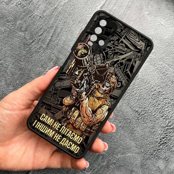 Чехол для Xiaomi Redmi 9T с защитой камеры Военный Стингер