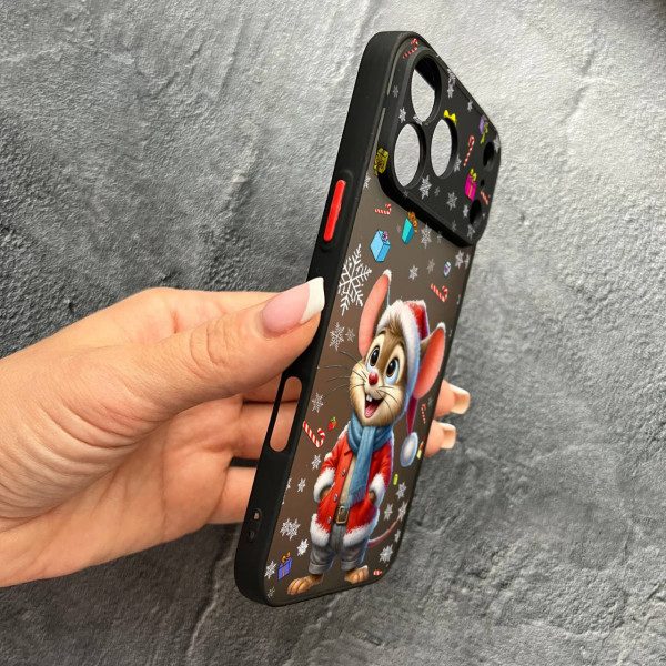 Чехол для iPhone 17 Pro Max с защитой камеры новогодний мышонок в костюме санты