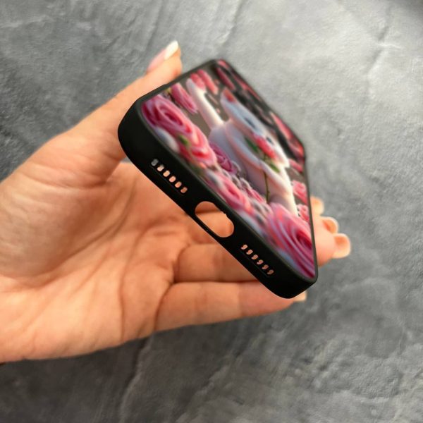 Чехол для iPhone 17 Pro Max с защитой камеры с котом в цветах розах