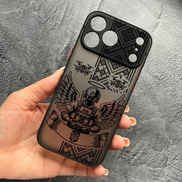 Чехол для iPhone 17 Pro Max с защитой камеры оператор дронов