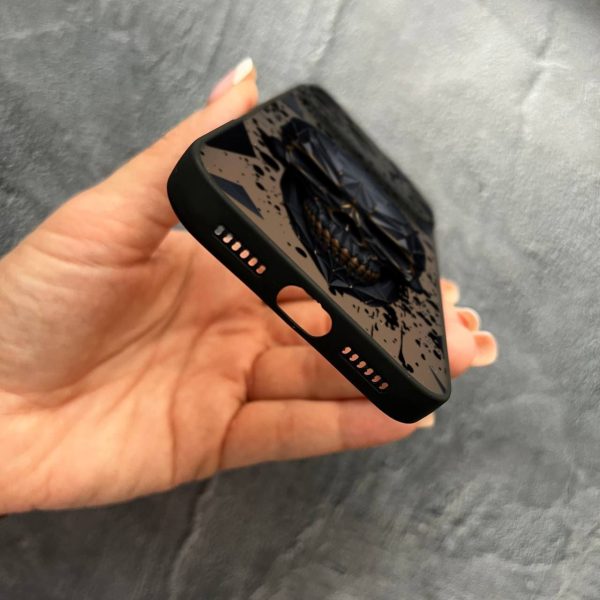 Чехол для iPhone 17 Pro Max с защитой камеры с черепом в кубе