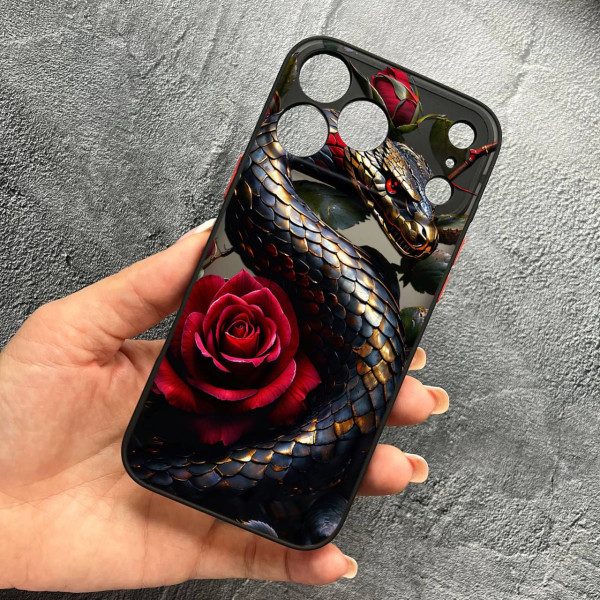 Чехол для iPhone 17 Pro Max с защитой камеры со змеей с красными цветами с покрытием лака