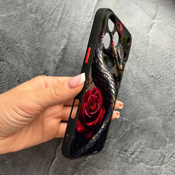 Чехол для iPhone 17 Pro Max с защитой камеры со змеей с красными цветами с покрытием лака