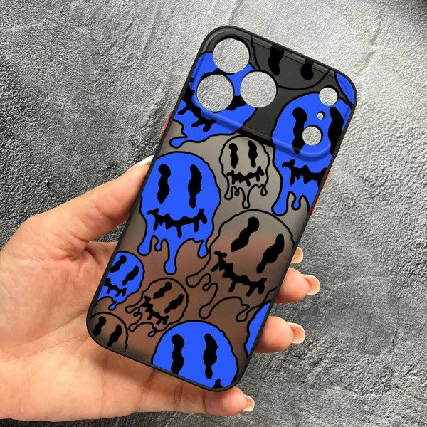 Чехол для iPhone 17 Pro Max с защитой камеры призраки-смайлики синие