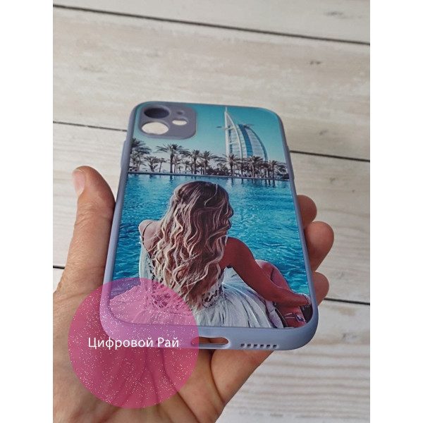 Чохол для IPhone 11 дівчинка та море