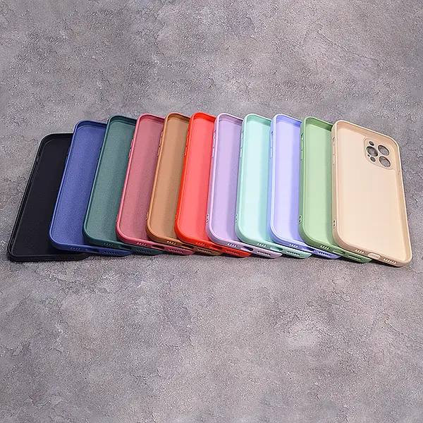 Однотонний чохол для iPhone 12 Pro Max з soft-touch покриттям і мікрофіброю всередині