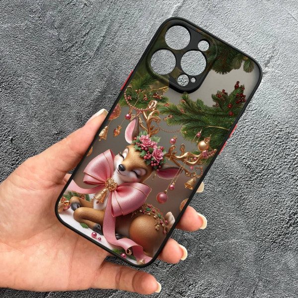 Чехол для iPhone 16 Pro с защитой камеры новогодний Рождественский олененок