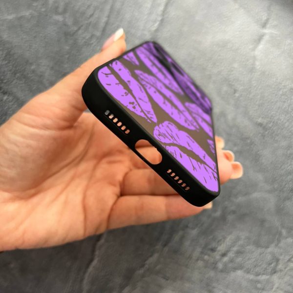 Чехол для iPhone 17 Pro Max с защитой камеры губы лавандовые