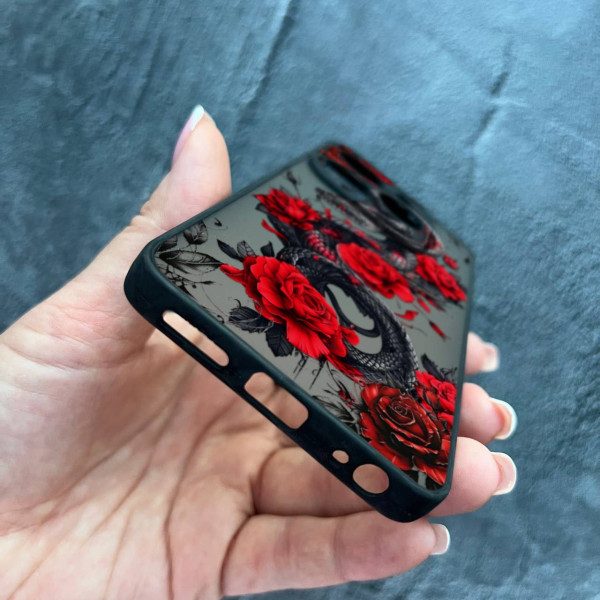 Чехол для Tecno Spark 20C / Tecno Spark GO 2024 змея в цветах