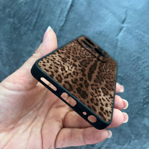 Чехол для Tecno Spark 20C / Tecno Spark GO 2024 леопард классический
