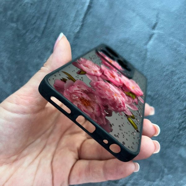 Чехол для Tecno Spark 20C / Tecno Spark GO 2024 пионы с каплями