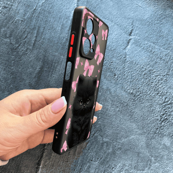 Чехол для Xiaomi Redmi Note 12 Pro Plus 5G с защитой камеры детский с котиком и бантиками