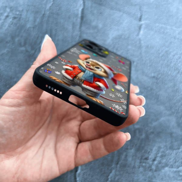 Чехол для Xiaomi Redmi Note 12 Pro Plus 5G с защитой камеры новогодний мышонок в костюме санты