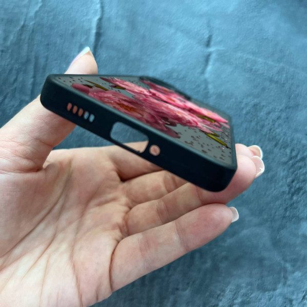 Чехол для Xiaomi Redmi Note 13 Pro Plus пионы с каплями