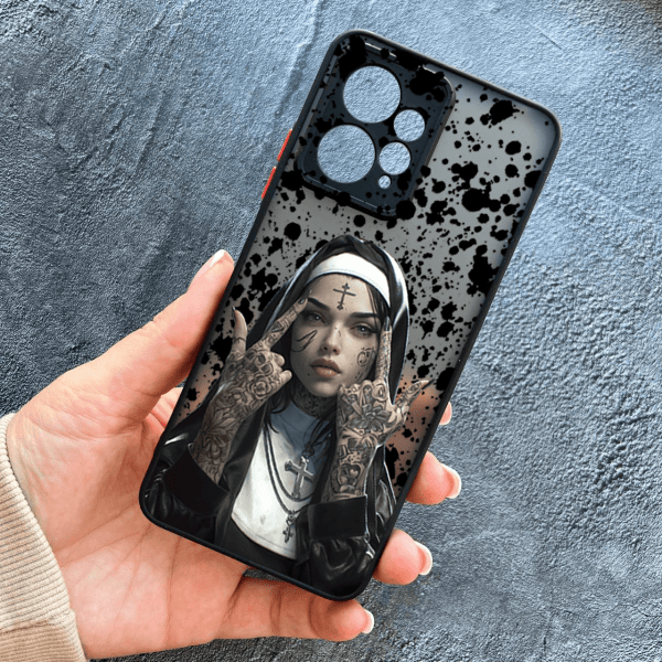 Чохол для Xiaomi Redmi Note 12 4G з захистом камери з дівчинкою монахинею