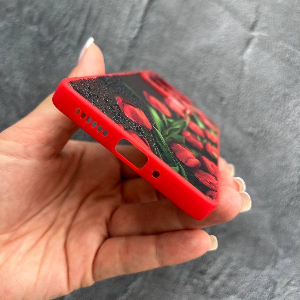 Чехол для Xiaomi Redmi Note 13 4G красные тюльпаны