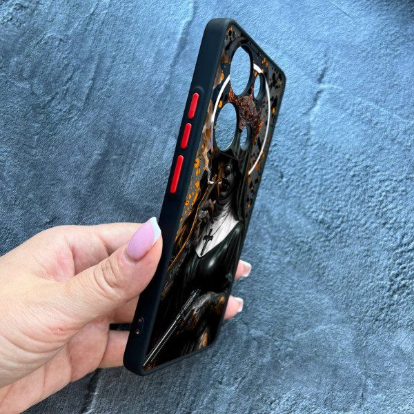 Чехол для Xiaomi Redmi Note 13 Pro 4G / Poco M6 Pro 4G / Xiaomi Redmi Note 14S с защитой камеры Черная королева